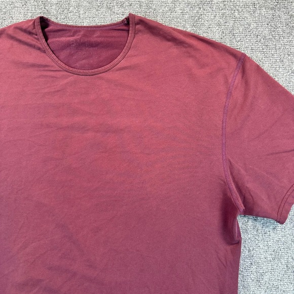 BYLT Basics Other - BYLT Basics Drop-Cut Lux T-Shirt Men's XL Burgundy Curved Hem Moisture Wicking
